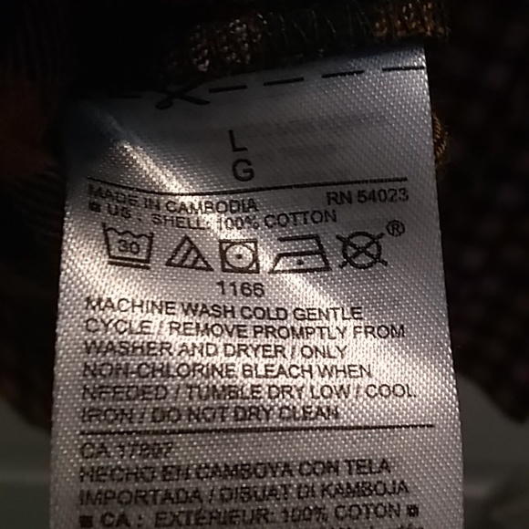 FINAL MARKDOWN Ladies' NWT Old Navy Flannel Top (L) - Picture 9 of 10